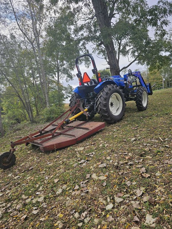 Tractor Mowing in Waldorf, MD
